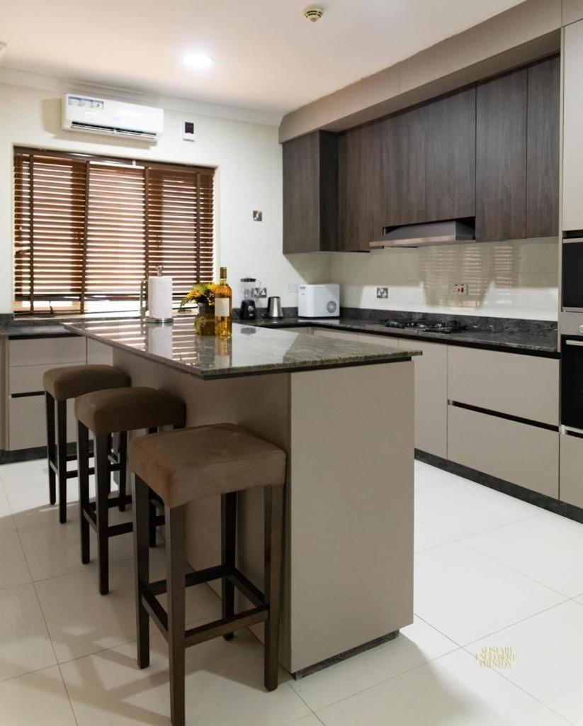 Metro Apartments Лагос Экстерьер фото
